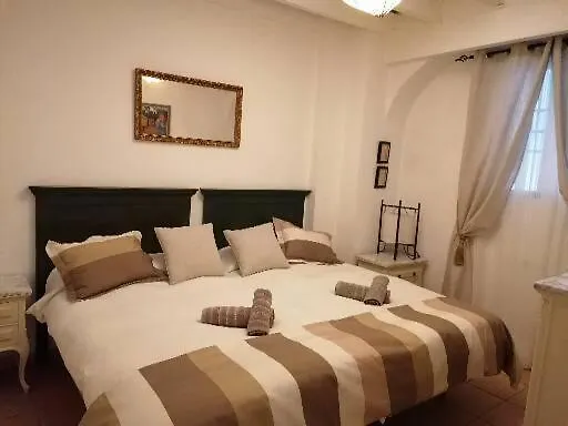 Apartamentos El Patio Andaluz Jerez de la Frontera Tatil Evi